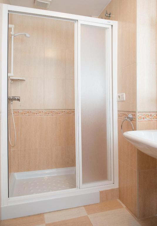 Hostal Camino Real Granada Rum bild